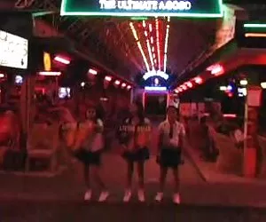 Pattaya las muñecas vivientes xxx