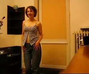 Amateur, striptease follando por el ano