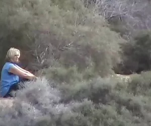 Masturbándose en la playa xxx porno gratis