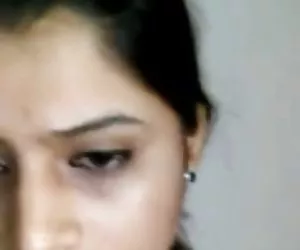 Una linda chica de carpetas desnuda delante de bf parte 1 sexo anal en el hombre