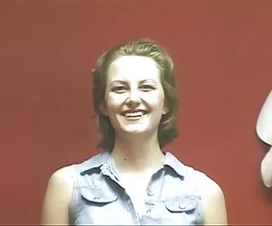 Sexy marrón peludo con la belleza de la y muestra su culo y chocho por xxx