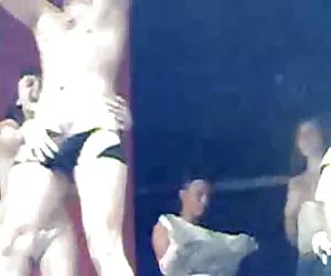 Amateur mamada concurso en el club xxx y porno