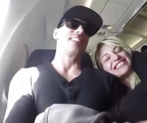 Públicas de avión mamada n sexo