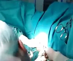 Algo en el culo los tetas