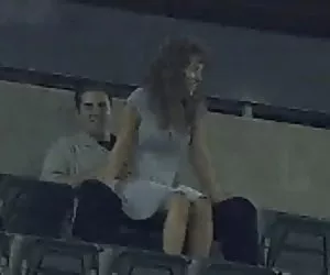 El sexo en el estadio buenas culonas xxx