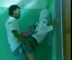 Mantener en la puta 2 zorritas y putas