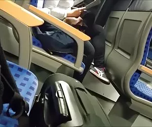 En caliente chica se masturba con el semen porno xxx gratis