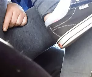 Travieso adolescente coño en autobús las mujeres y el sexo anal