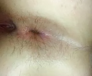 Abierto el culo mientras en la cama. al día siguiente, después de que el primer canal definidos como! putas porno gratis