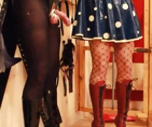 La masturbación en la plataforma de botas de vide0s porno