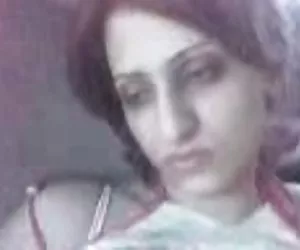 Para jugar con este grueso árabe xxx viejos con jovenes