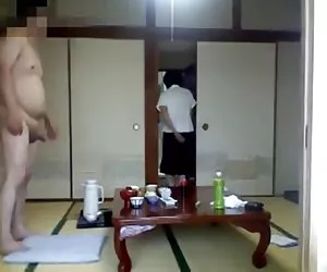 La camarera flash video se porno