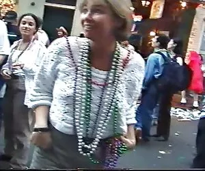 Carnaval flasher policías pide permiso video pono xxx