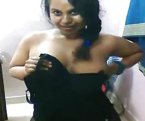 La tetona de la india y el lirio de los exponga sus tetas apetitosas el culo en la webcam videos peliculas porno gratis