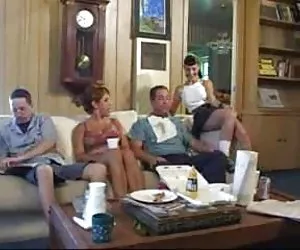 No se lo digas a mamá 9 videos xxx con