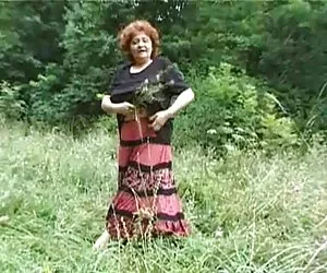 Abuela en la naturaleza peliculas porno