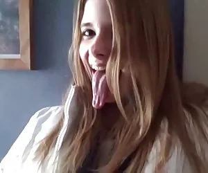 Larga lengua de la muchacha video porno puta gratis