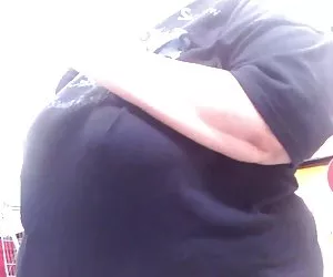 Sin un sostén abuelita ampliación de tetas porno de viejas