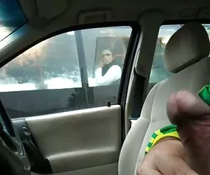 Parpadea en auto a través de la ventana del autobús videos porno www