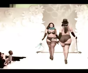 Piernas gruesas y pendejos en ropa interior culos ricos