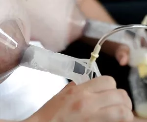 El pecho inflado de mujeres tetas putas bien buenas