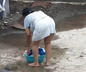 El espionaje indio tía - culo inclinarse impuestos voyeur sexo chat