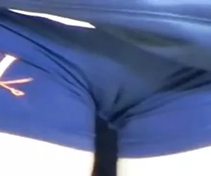 Fabuloso el camello de los pies para el equipo de voleibol de senoras mamando