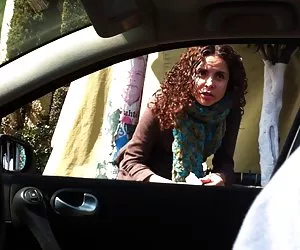 Doble intermitente en coche 7 mujeres calientes jovenes