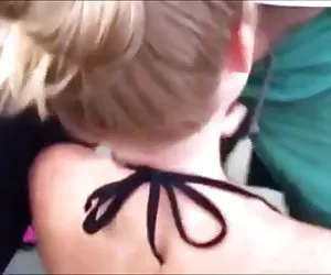 Día caliente de la mujer en la playa! videos porno en