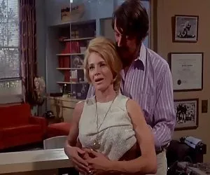 Angie dickinson - bastante criadas todos en una fila (1971) videos porno o