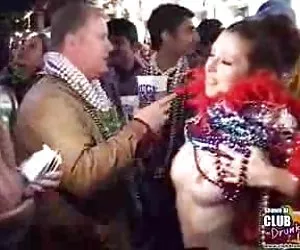 Tetas intermitente de mardi gras cicas putas