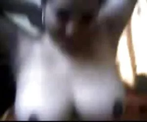 Cuerpos desnudos en la tía de un socio pono por el culo