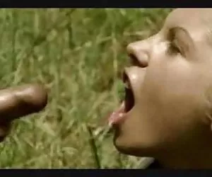 Semen en la boca x putas