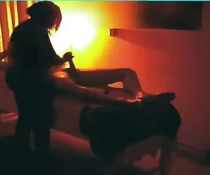 Un buen masaje negro de la muchacha www xxx com putas