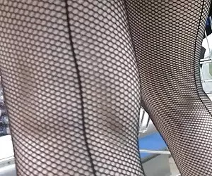 Costura medias de red en el mercado videos porno gratis de culos grandes