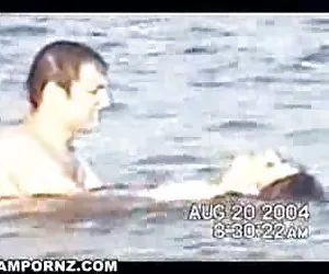 Sexo en la playa cuarentonas calientes gratis